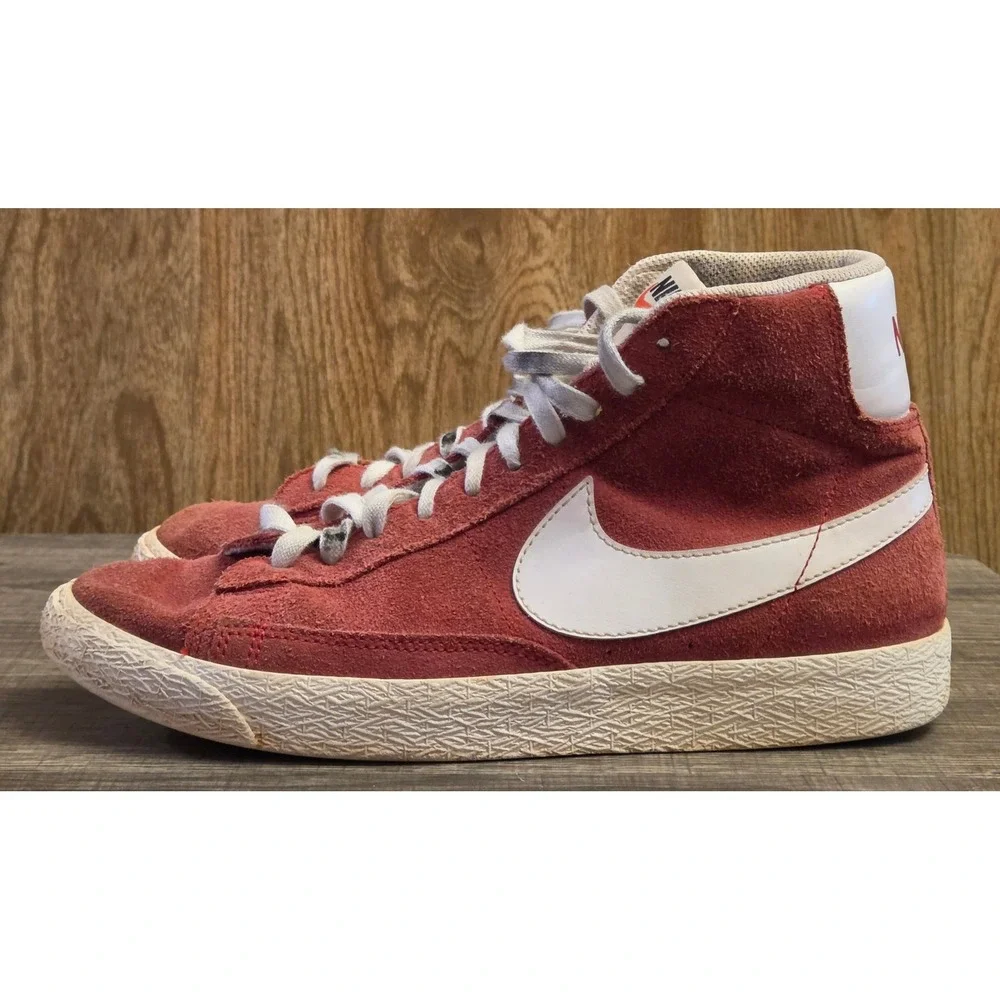 Nike Blazer‎ Mid '77 Shoes Youth Size 6.5Y Womens 8 Red